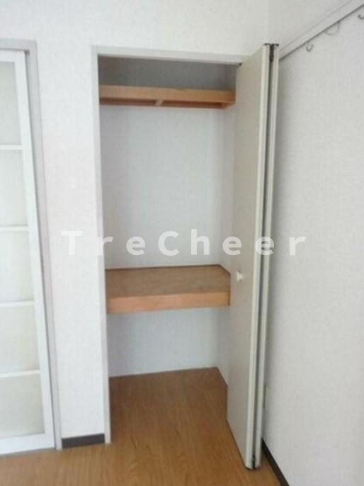 カーサデロサ(旧レジデンス田中)の収納