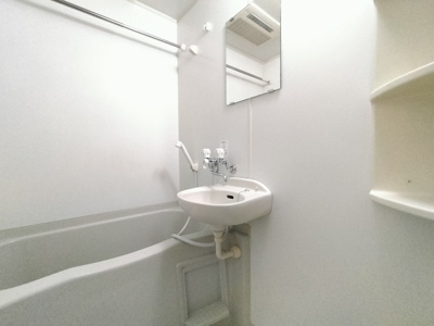 【内装】 | ドルチェ東京・八重洲通り