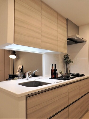 【キッチン】 | Brun Pilier日本橋 | ※モデルルームのため家具は撤去となります