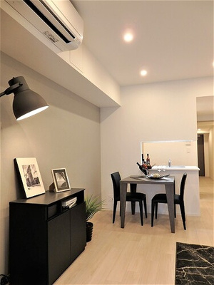 【居間・リビング】 | Brun Pilier日本橋 | ※モデルルームのため家具は撤去となります