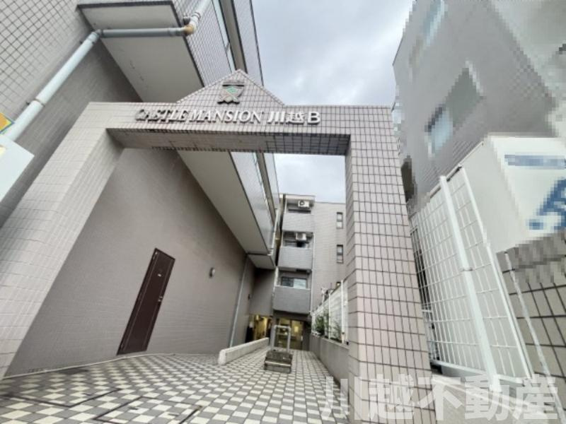 事務所に投資用に最適な好立地マンションのエントランス|清潔なエントランスです