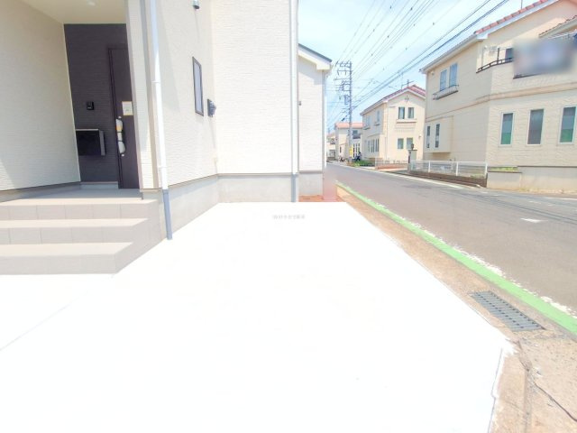 ふじみ野市桜ケ丘３丁目の新築一戸建の駐車場