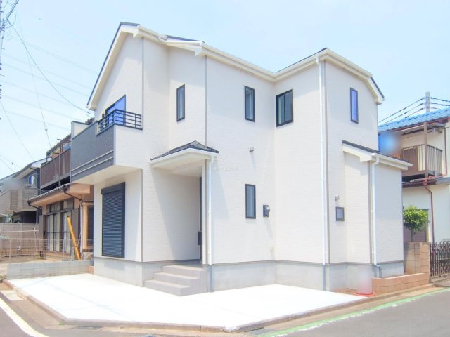 ふじみ野市桜ケ丘３丁目の新築一戸建の外観|角地にて開放的な立地。
駐車スペースは2台分あり、セカンドカー利用も可能です。
