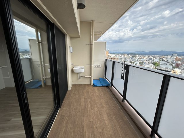 グランディレジデンス和歌山三木町のバルコニー