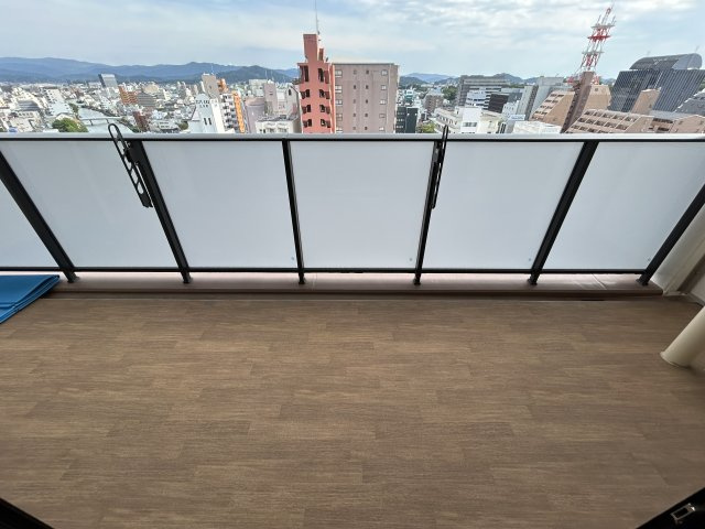 グランディレジデンス和歌山三木町のバルコニー