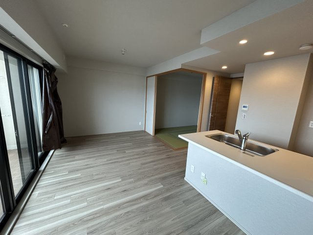 グランディレジデンス和歌山三木町の居間・リビング