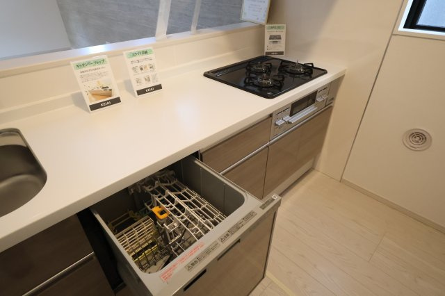 《仲介手数料無料》緑区大字三室7141-1(1号棟)新築一戸建てエルデのキッチン