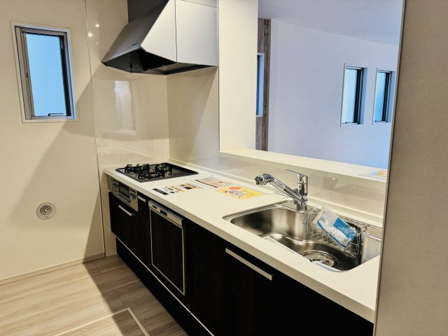 八王子市　緑町　新築一戸建て　６期のキッチン|～使い勝手の良いシステムキッチン～