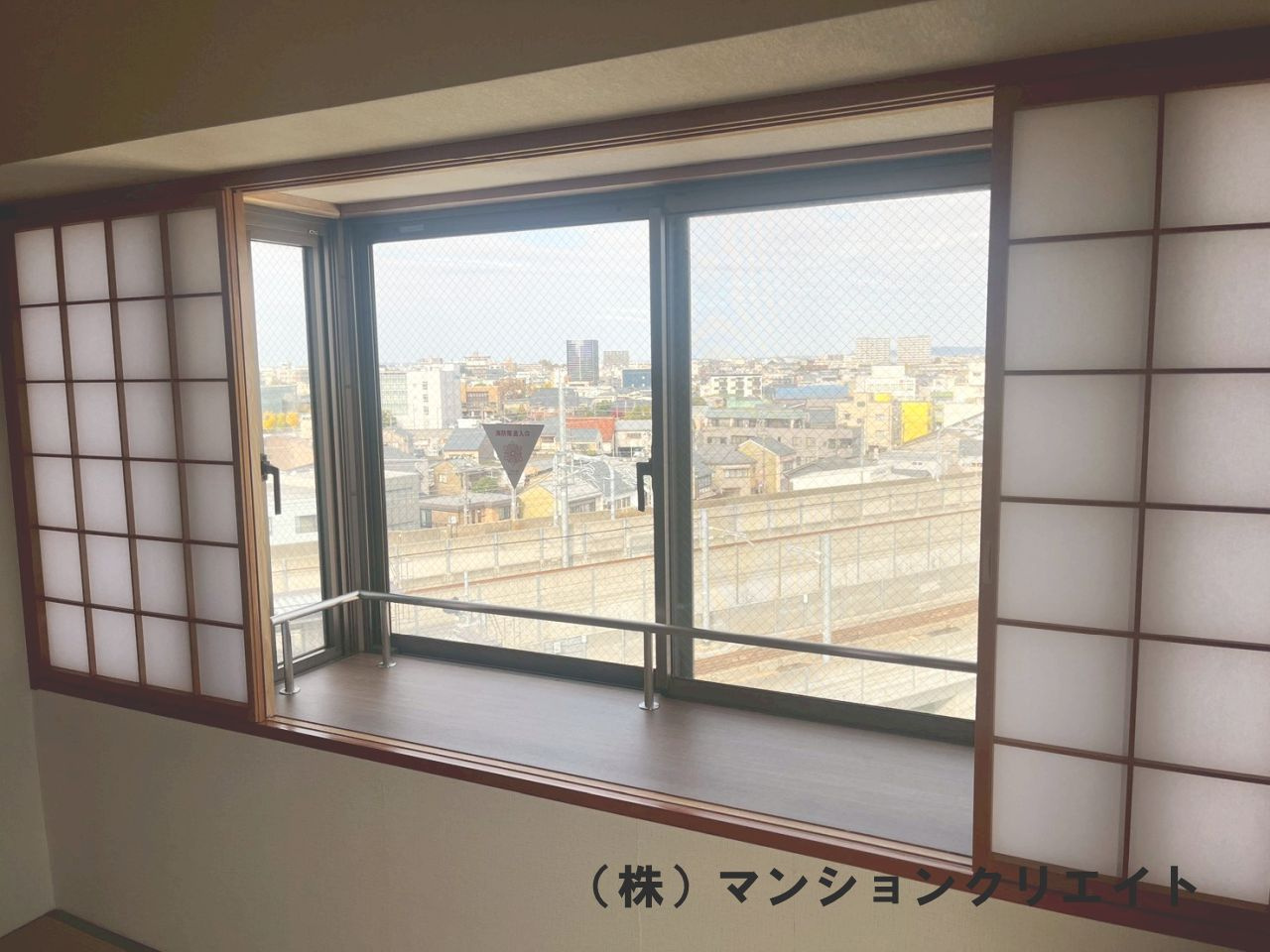 ファミール大手町の和室|和室の北側の出窓