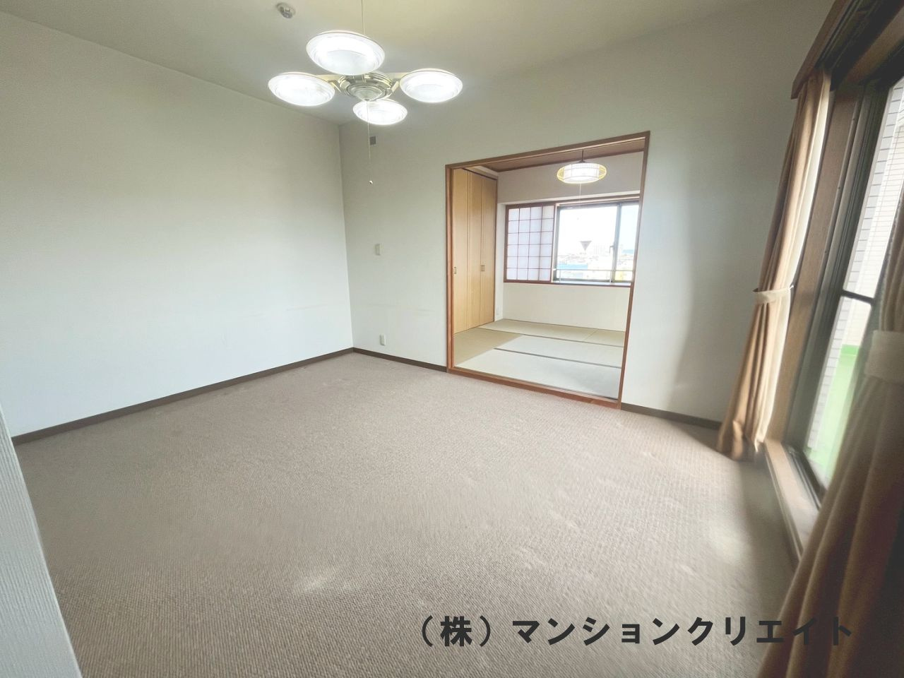 ファミール大手町の居間・リビング|LDK9.1帖