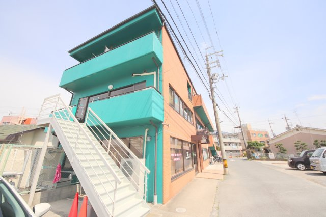 奈良市宝来１丁目の店舗事務所の周辺