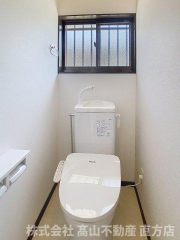 山部戸建てのトイレ