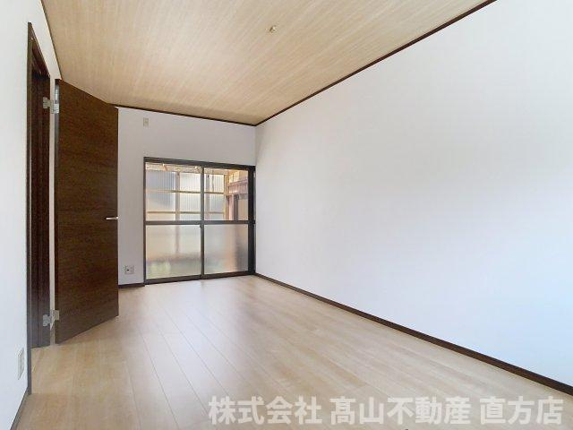 山部戸建ての居間・リビング