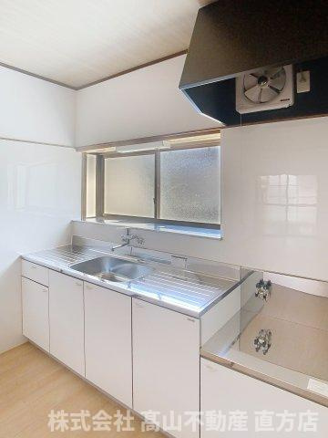 山部戸建てのキッチン