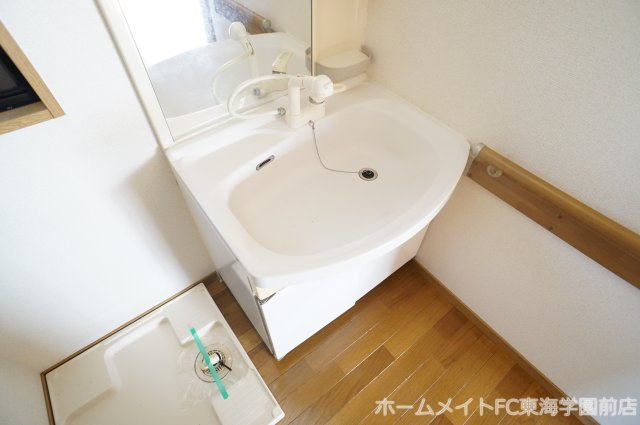 グリーンコート南熊本の独立洗面台