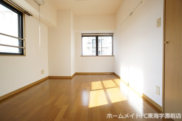 グリーンコート南熊本の洋室