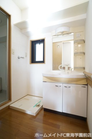 グリーンコート南熊本の独立洗面台