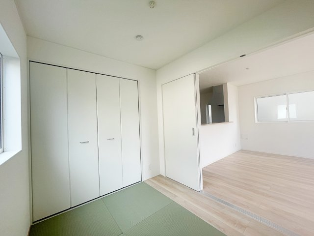 新築戸建・建売　福島市松川町木曽内裡　CRADLE GARDEN　全4棟の和室|畳は足触りがいいので裸足で歩いても気持ちがいいです！