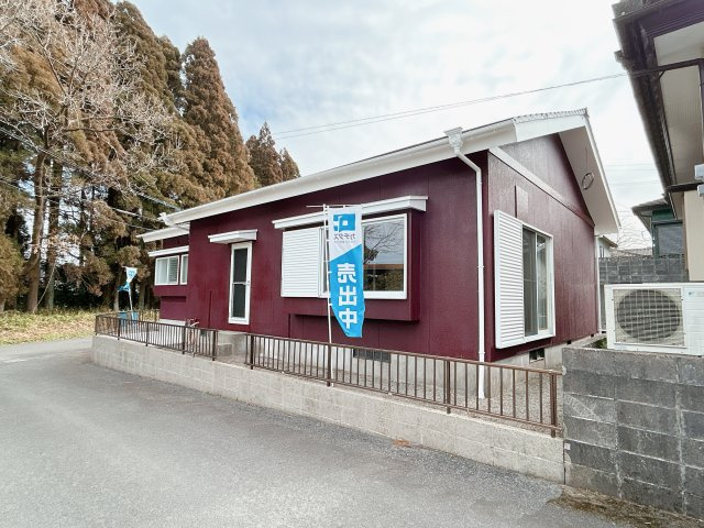 曽於市末吉町南之郷の中古一戸建の外観