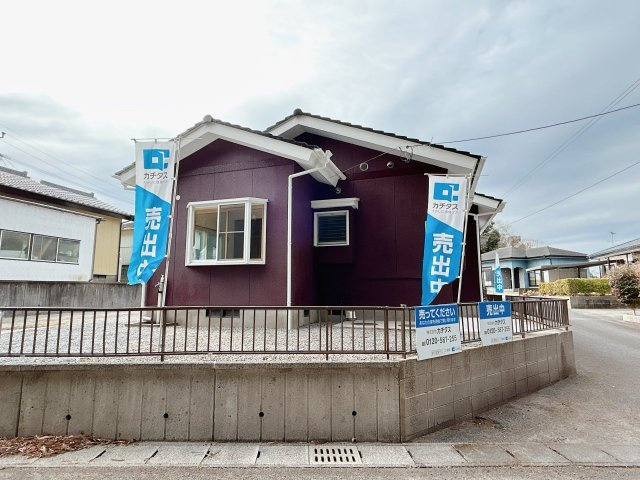 曽於市末吉町南之郷の中古一戸建の外観