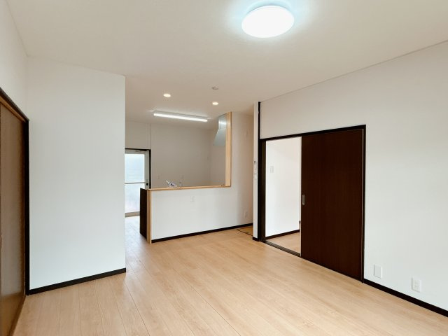 曽於市末吉町南之郷の中古一戸建の居間・リビング