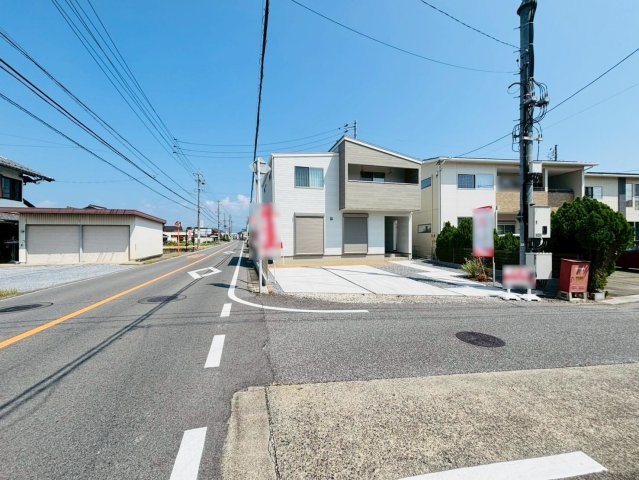 ダイマルタウン　安八郡神戸町神戸第8　全３区画分譲の前面道路含む現地写真|■前面道路　■ヤマダ不動産　株式会社リライフ　
■夢のマイホーム購入をフルサポートします！