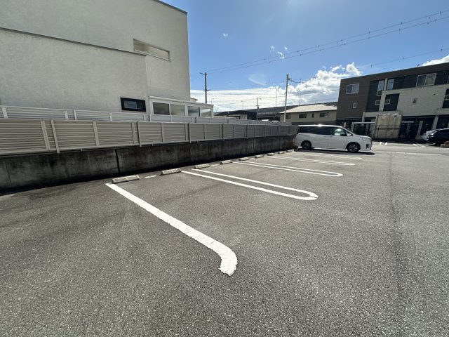 セジュール苫編の駐車場