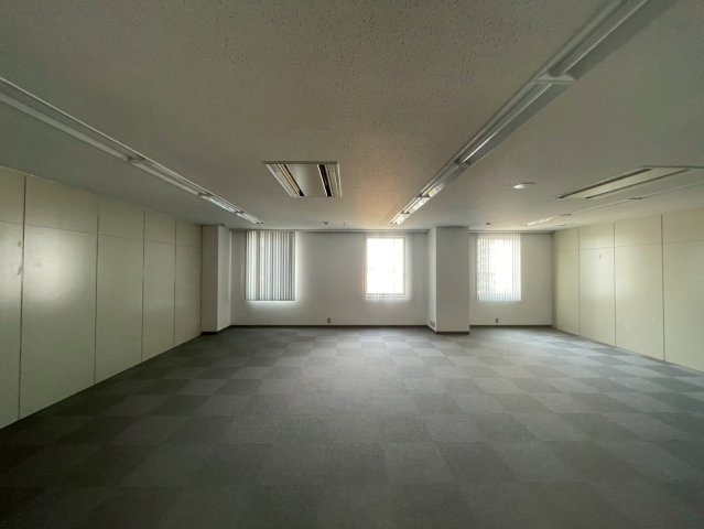 山之手ビルの内装