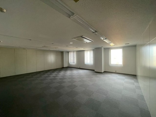 山之手ビルの内装