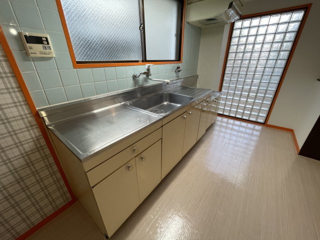 プティセジュールのキッチン|キッチンでお料理をお楽しみください