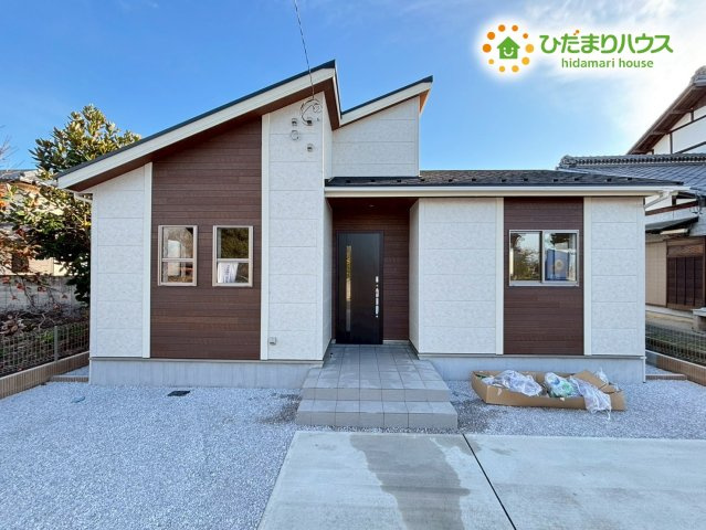 本庄市今井　新築一戸建て　ブルーミングガーデン　01