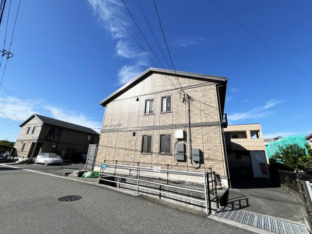 ブルージュあざみの外観