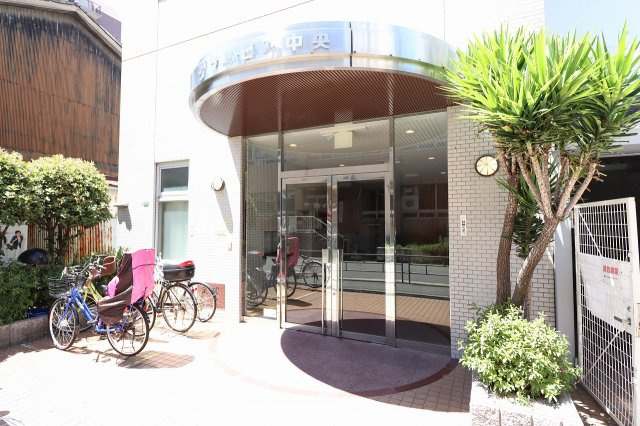 【エントランス】 | グランピア中央