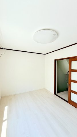 ガーデンハイツ高座台の洋室|2階洋室