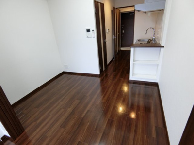 【内装】 | プレジオ神戸ＷＥＳＴ | 明るい色調の室内です