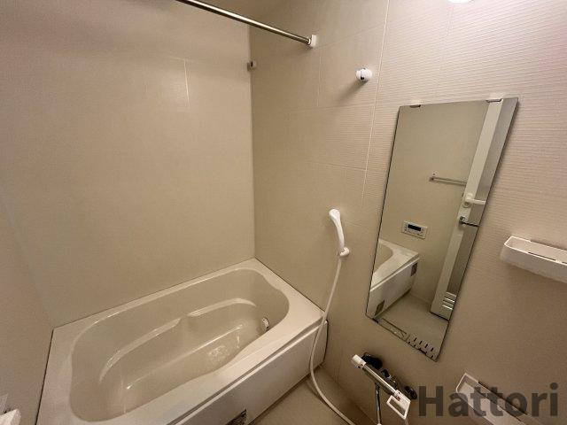 ライブガーデン江坂Ⅸの浴室