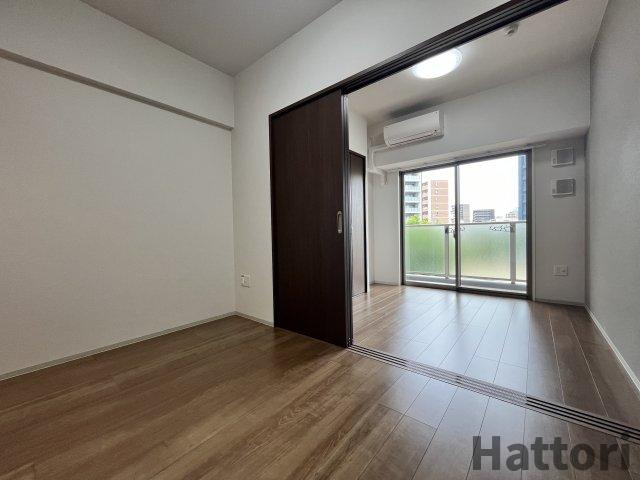 ライブガーデン江坂Ⅸの居間・リビング