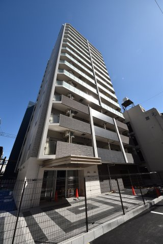 エスリード難波ザ・ファーストの外観