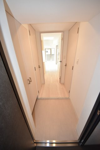 エスリード難波ザ・ファーストの玄関