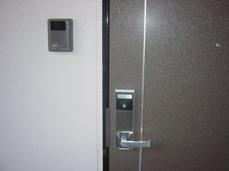 【玄関】 | サンライズガーデン | 玄関