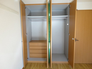 【収納】 | サンライズガーデン | クローゼット