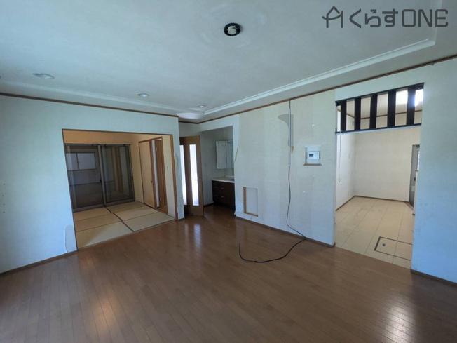 【居間・リビング】 | 姫路市網干区新在家／中古戸建