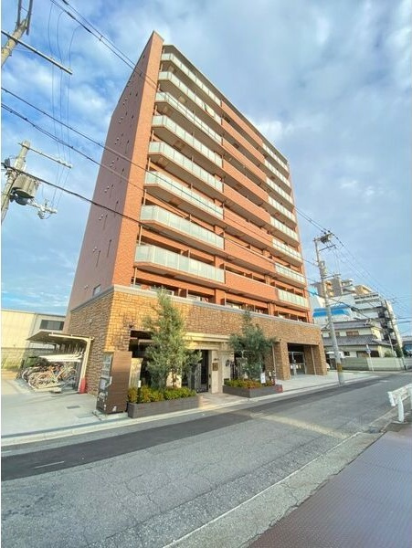 プレジオ江坂IIの外観