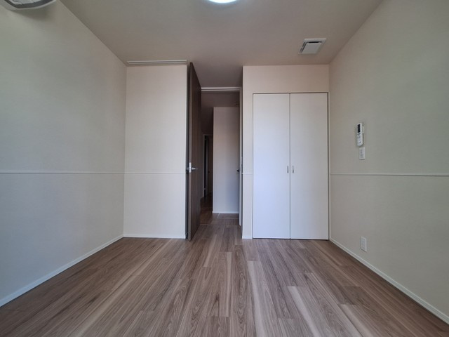 レ　セレニタⅢの居間・リビング|★キレイなフローリングのお部屋です★