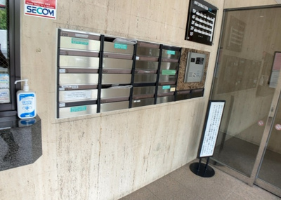 【設備】 | クリオさがみ野六番館 | エントランス付近に設置されている集合ポストは、住んでいる部屋と離れているため、ポストをあさるなど誰かに何かされていても被害に気づきにくいです。入居する時には他人に特定されにくい番号で鍵をかけましょう！