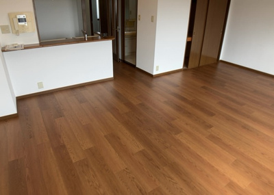 【ダイニング】 | クリオさがみ野六番館 | ダイニングは、食事や家族の団らんスペースとしてだけではなく、ほかの用途としても使用することができます。ダイニングテーブルを置き、食事のためのスペースを作ることでリビングとの差別化を図ることができます。