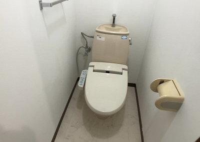 【トイレ】 | クリオさがみ野六番館 | トイレは大きさや形、機能、抗菌性などが異なる多種多彩なタイプが各メーカーから出ています。それぞれに良さがあるため、事前にどういったタイプのトイレがいいのかをご家庭内で決めて、内見に行くといいでしょう。