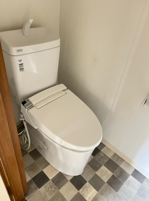 灘区福住通3丁目　テラスハウスのトイレ