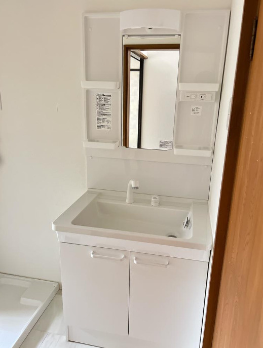 灘区福住通3丁目　テラスハウスの洗面所