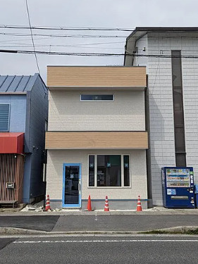 大津市今堅田２丁目の店舗事務所の外観